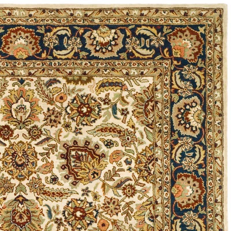 SAFAVIEH Handmade Classic Juliya Traditional Oriental Wool Rug