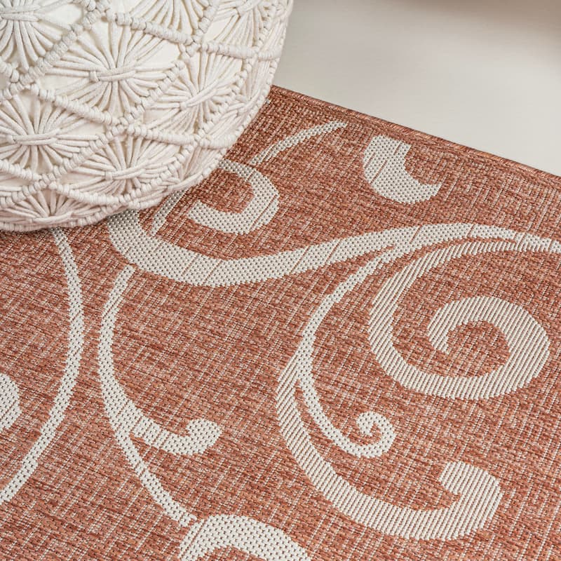 JONATHAN Y Isla Traditional Classic All-Over Scroll Green/Cream Indoor/Outdoor Area Rug