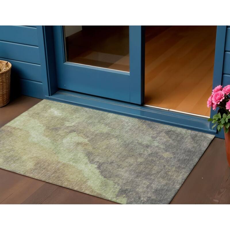 HomeRoots Abstract Transitional Rectangle Outdoor Rug - 3' x 5'