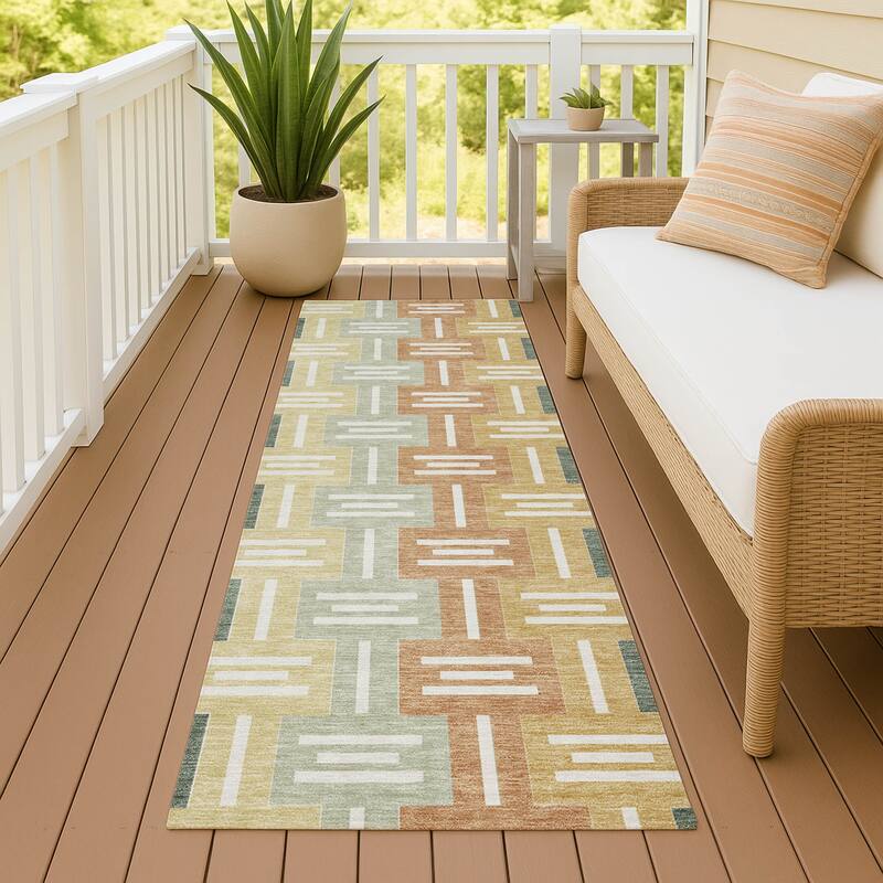 Machine Washable Indoor/ Outdoor Modern Wamego Chantille Rug - Basil - 2'3" x 7'6"
