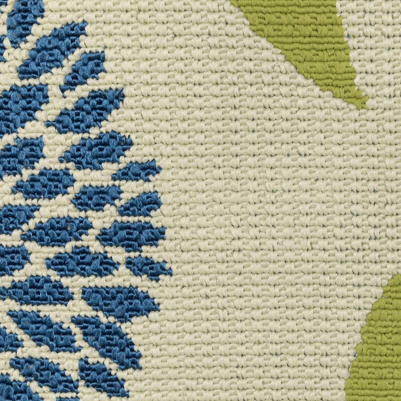 Catalina Chrysanthemum Floral Indoor/ Outdoor Rug