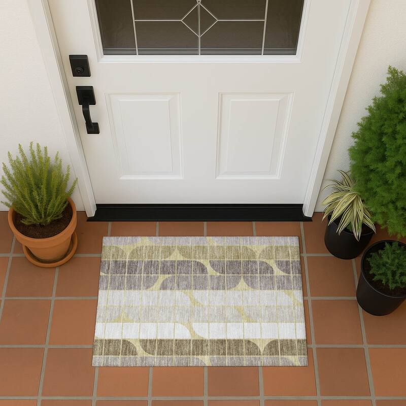 Machine Washable Indoor/ Outdoor Modern Finch Chantille Rug - Wheat - 1'8" x 2'6"