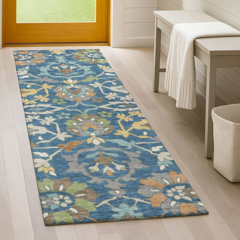 Machine Washable Indoor/ Outdoor Traditional Blanca Chantille Rug