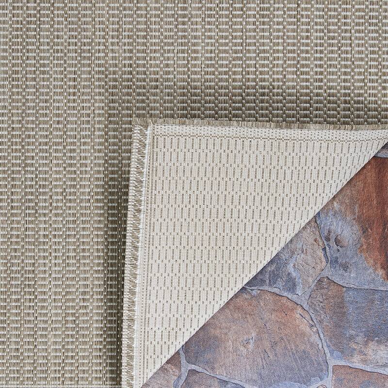 Pergola Deco Indoor/ Outdoor Area Rug