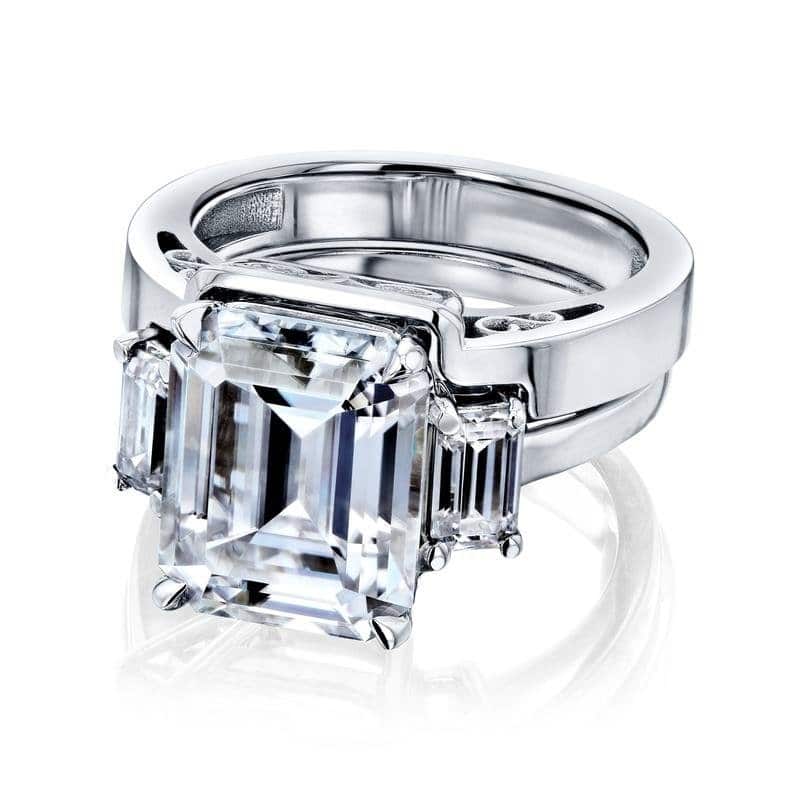 Annello by Kobelli Echo 14k White Gold 5.50 Carat Emerald Moissanite 3-Stone Bridal Set (GH/VS)