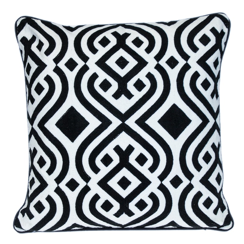 HomeRoots 18" X 18" Black 100% Cotton Geometric Zippered Pillow