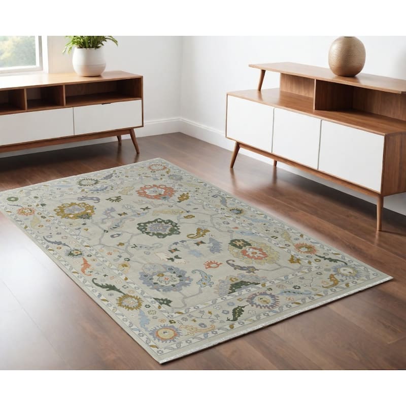 HomeRoots Floral Craftsman Rectangle Area Rug - 66.00 in. x 42.00 in.  x 0.20 in.