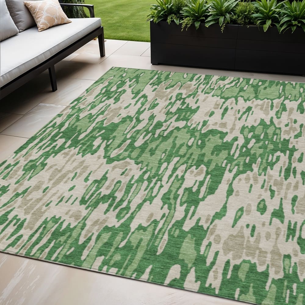 HomeRoots Striped Transitional Rectangle Outdoor Rug