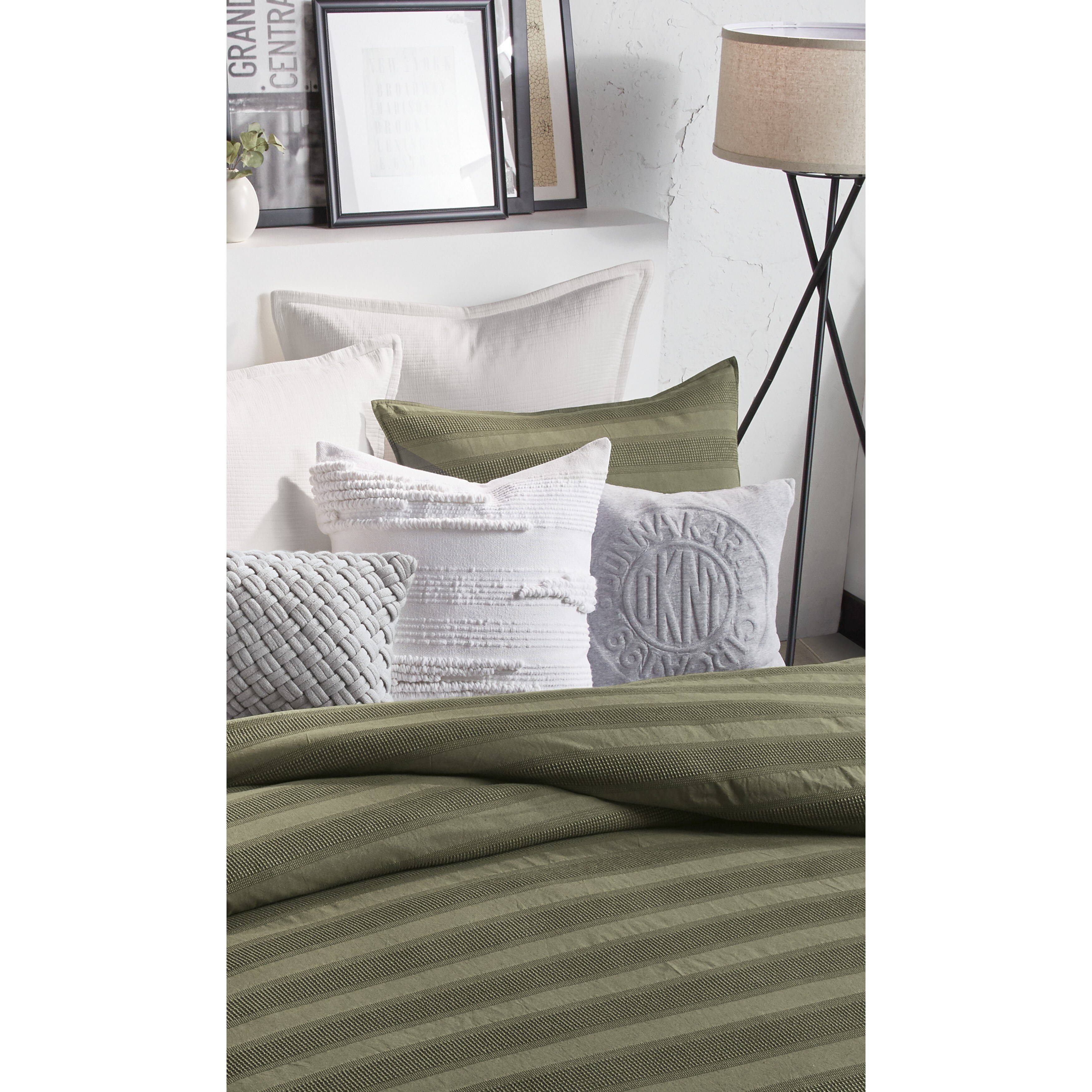 Dkny discount bed throw