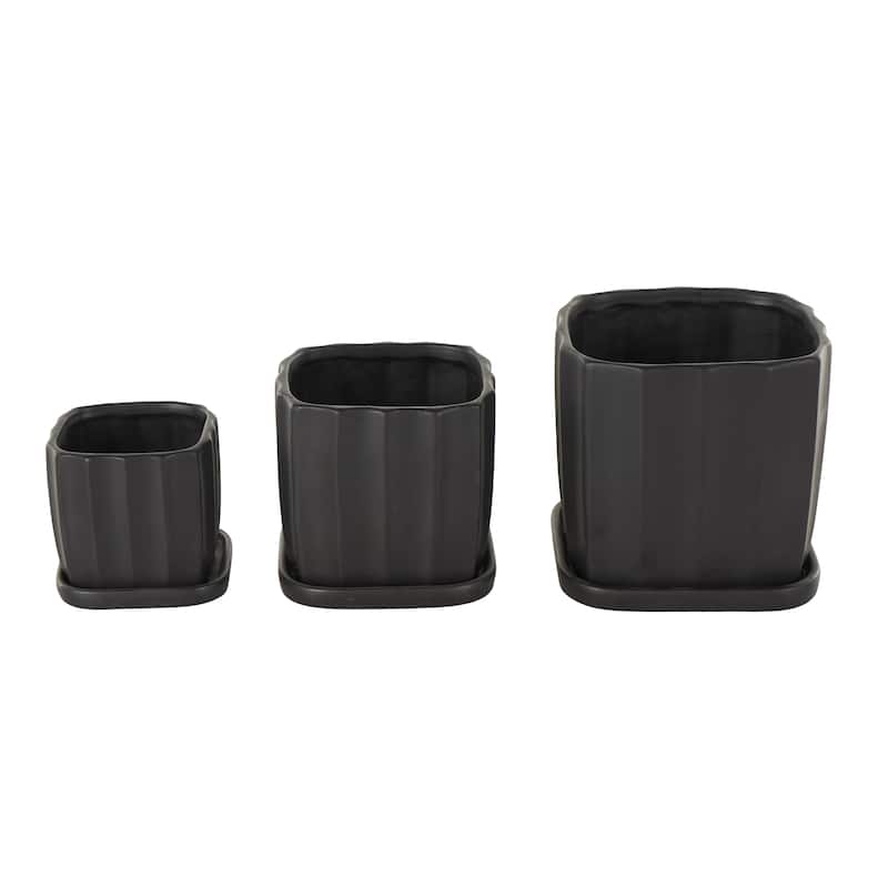 Ceramic Ribbed Indoor Outdoor Planter with Attached Saucer - Set of 3 Black or White - Roche River Decor