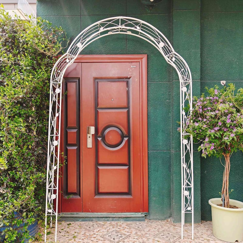 Metal arch trellis suitable for weddings and garden plant climbing