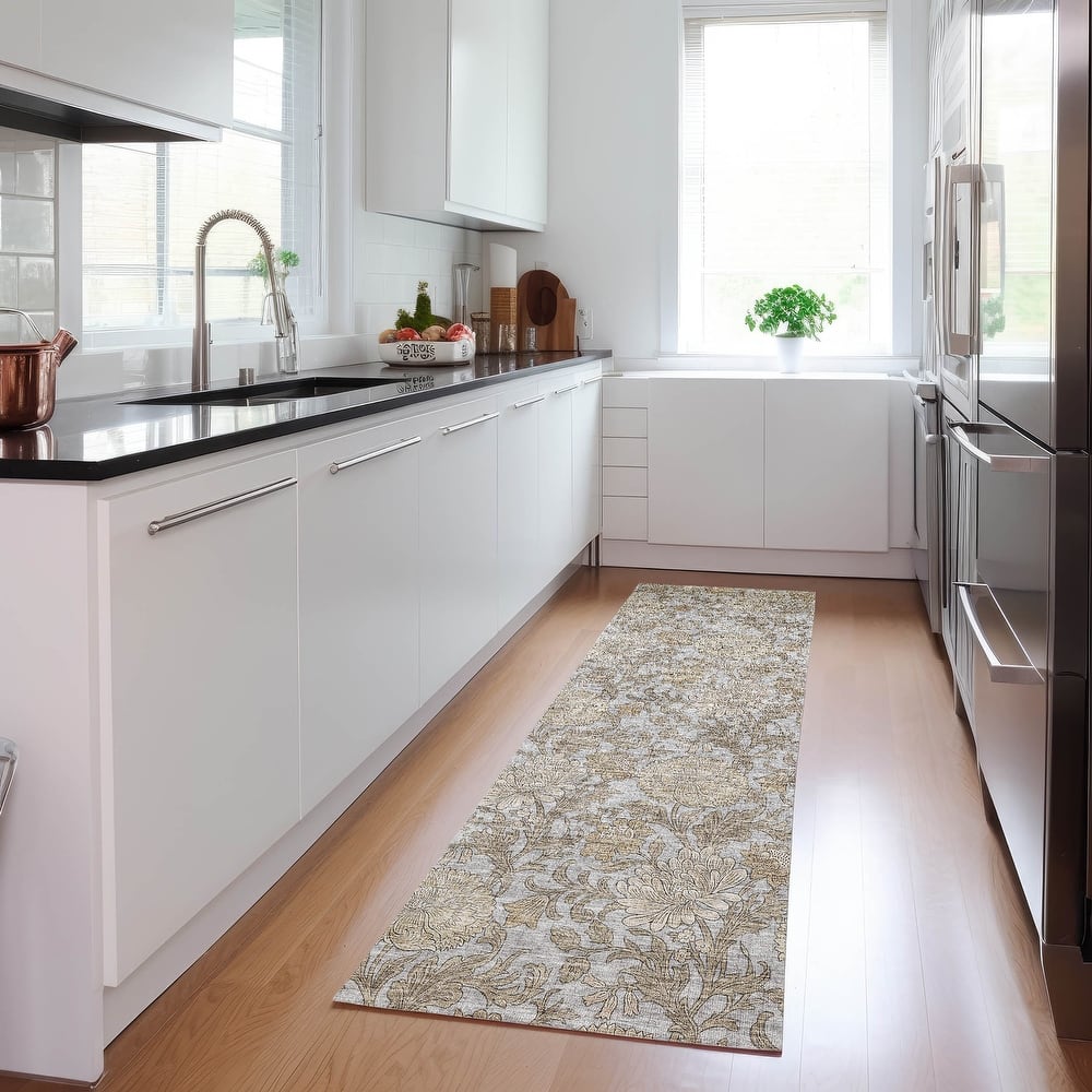 Machine Washable Indoor/ Outdoor Chantille Floral Rug