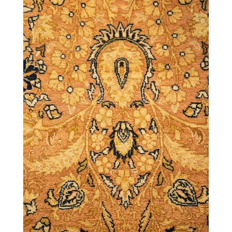 Overton Handknotted Wool Traditional Oriental Beige Area Rug - 4' x 6'