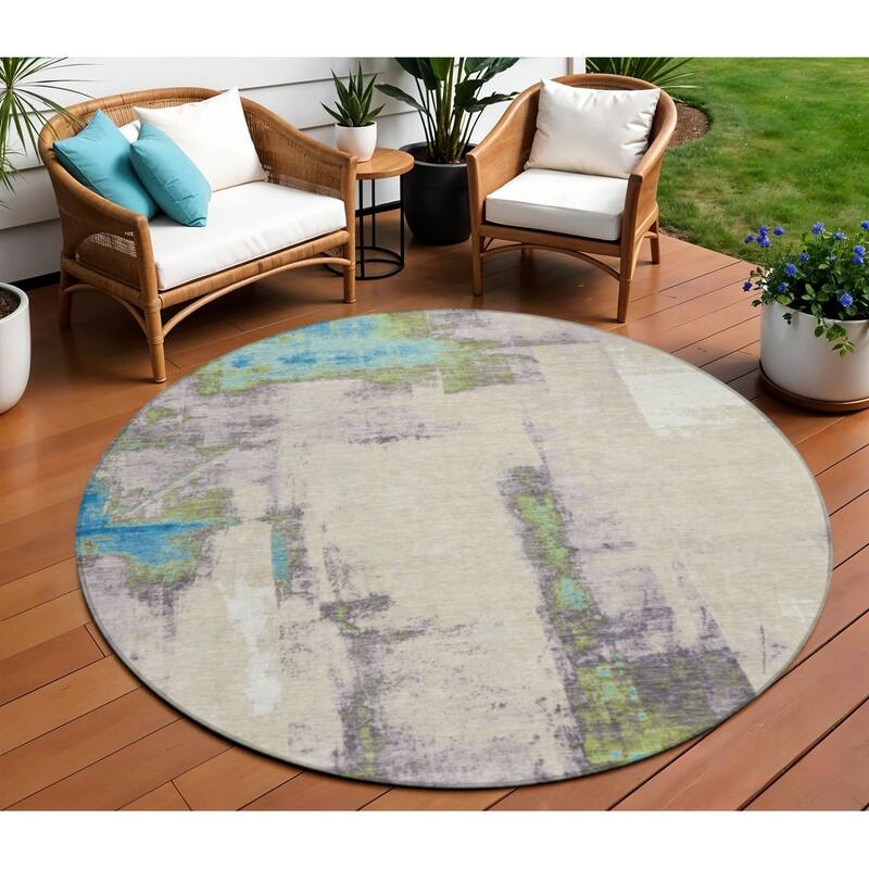 HomeRoots Abstract Transitional Rectangle Outdoor Rug - 8' Round