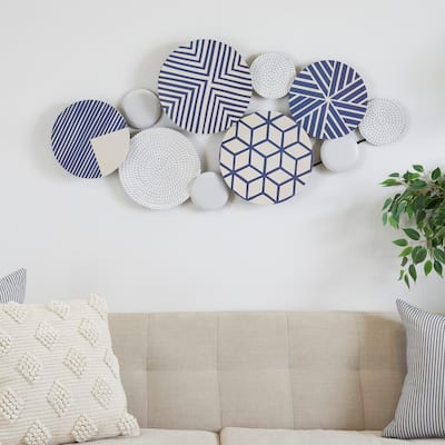 CosmoLiving by Cosmopolitan Metal Plate Wall Decor with Intricate Patterns - Blue or Black