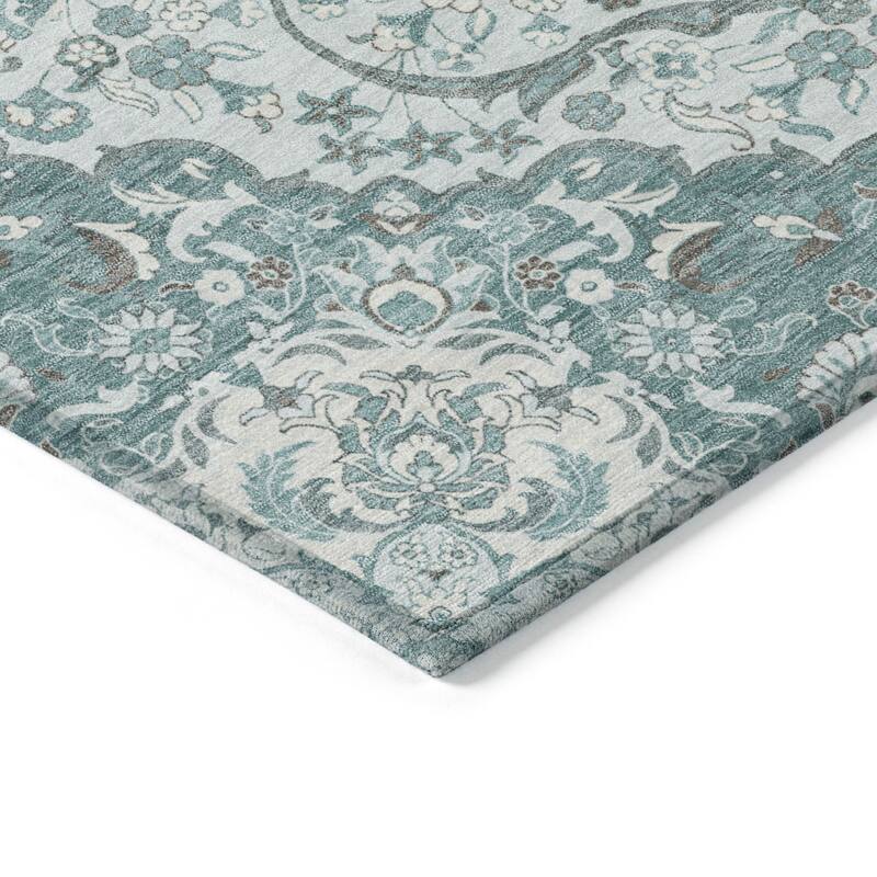 HomeRoots Medallion Traditional Rectangle Outdoor Rug