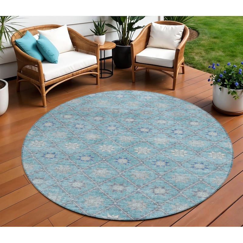 HomeRoots Floral Transitional Rectangle Outdoor Rug - 8' Round
