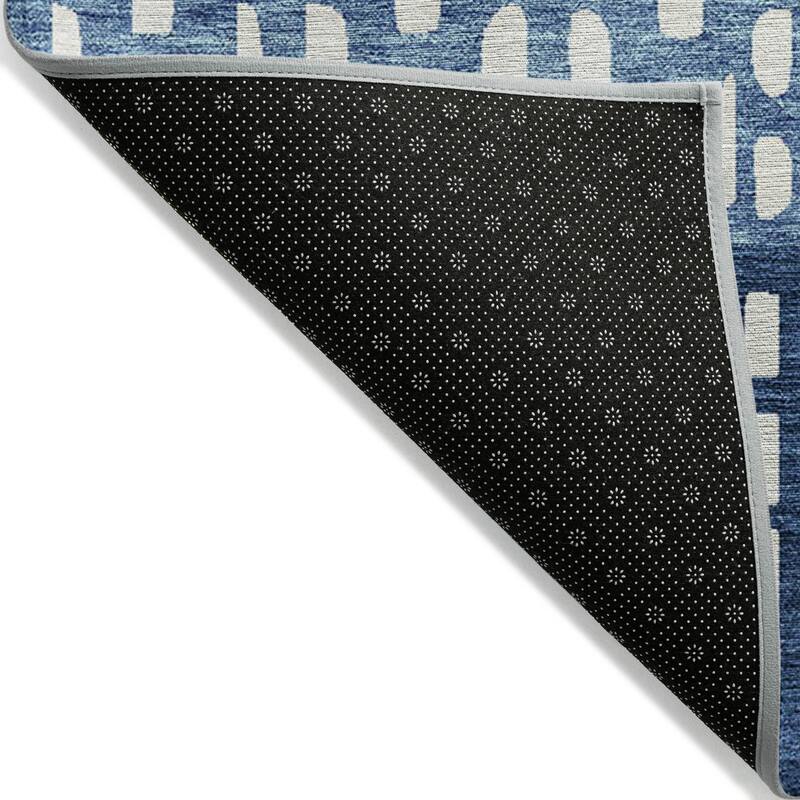 Machine Washable Indoor/ Outdoor Stripe Geo Chantille Rug