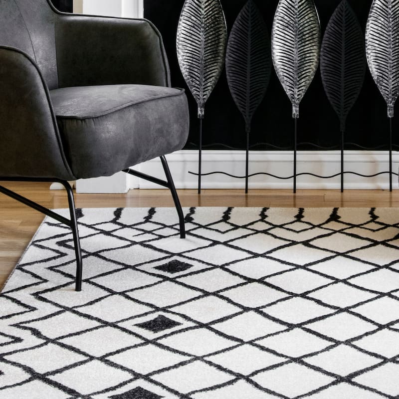 Nuloom Geometric Remi Modern Lattice Area Rug