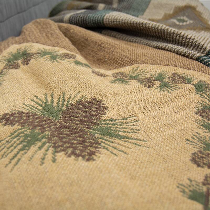 Donna Sharp Matelasse Throw Blanket