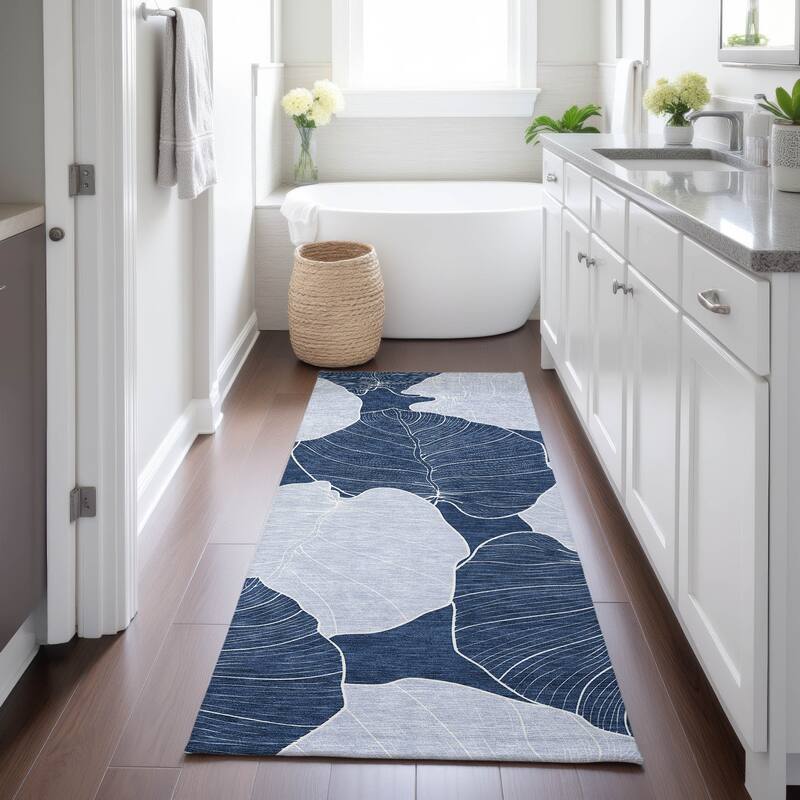Machine Washable Indoor/ Outdoor Tropical Floral Chantille Rug