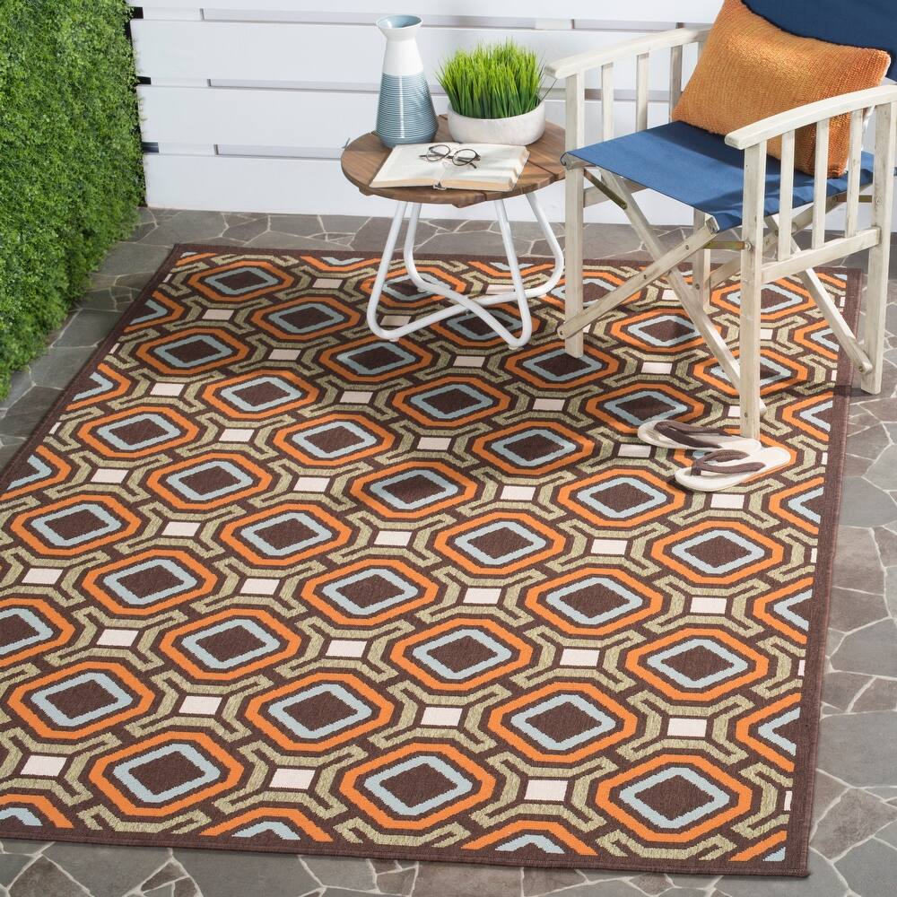 SAFAVIEH Veranda Marjetka Indoor/ Outdoor Waterproof Patio Backyard Rug