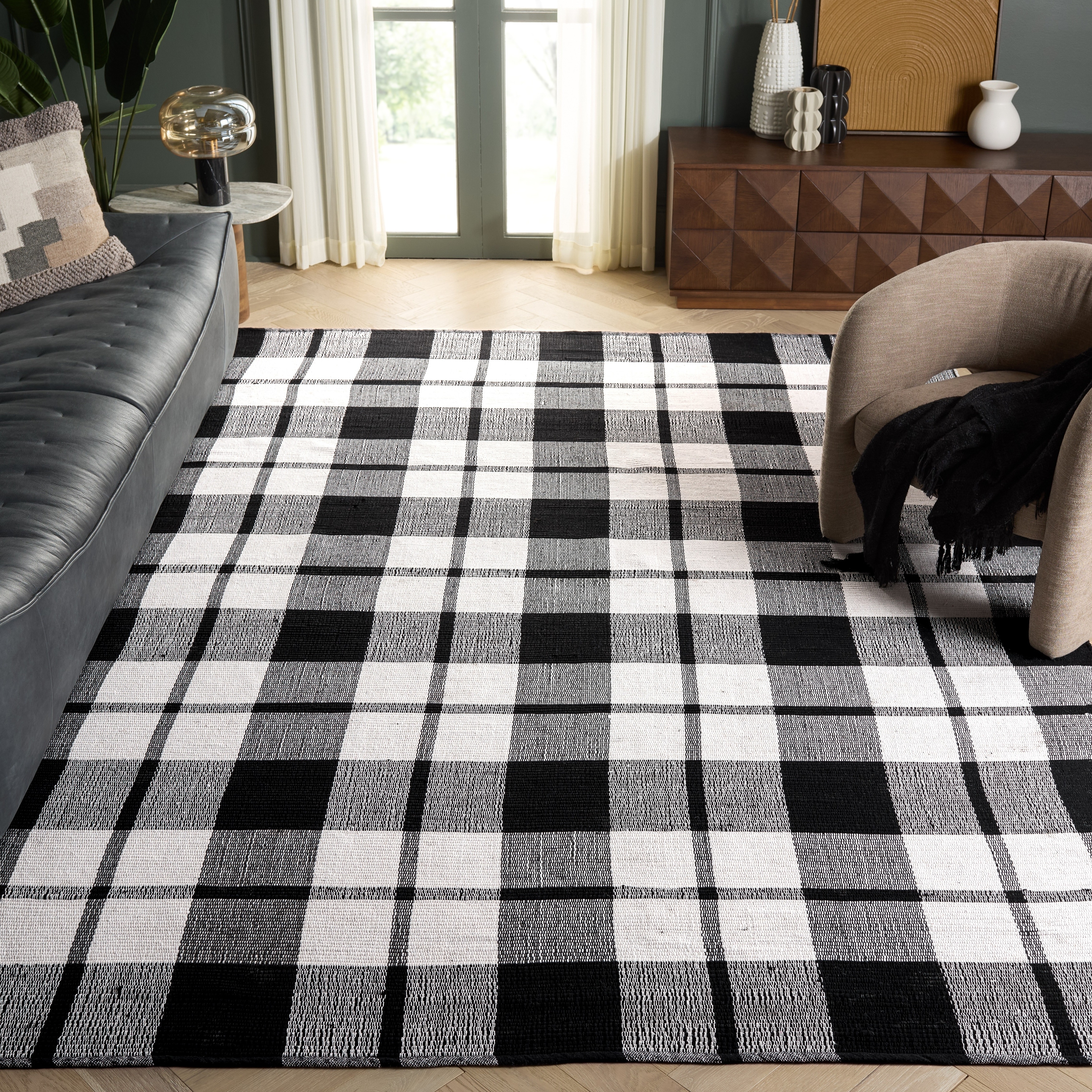 SAFAVIEH Handmade Montauk Kiruschka Country Floral Cotton Rug