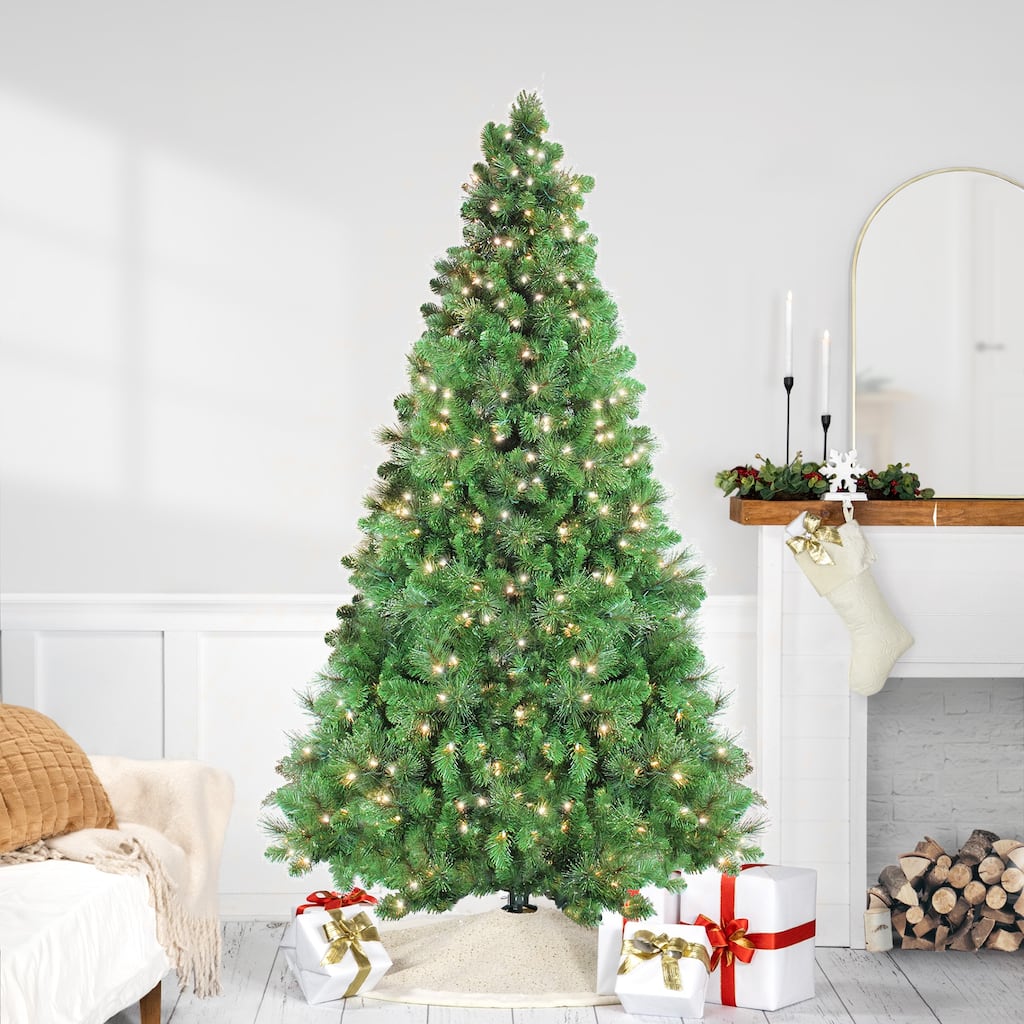 Pre-Lit Canterbury Spruce with Dew Drops Artificial Christmas Tree - 6.5' - Clear Lights - 6.5 Foot
