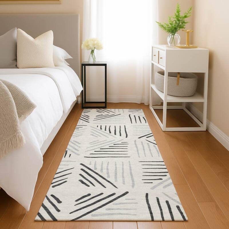 Machine Washable Indoor/ Outdoor Geo Dia Chantille Rug