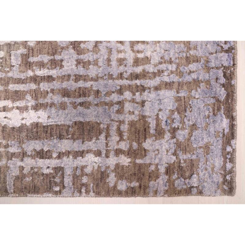 ECARPETGALLERY Hand-knotted Legacy Taupe Silk, Wool Rug - 2'6 x 9'10