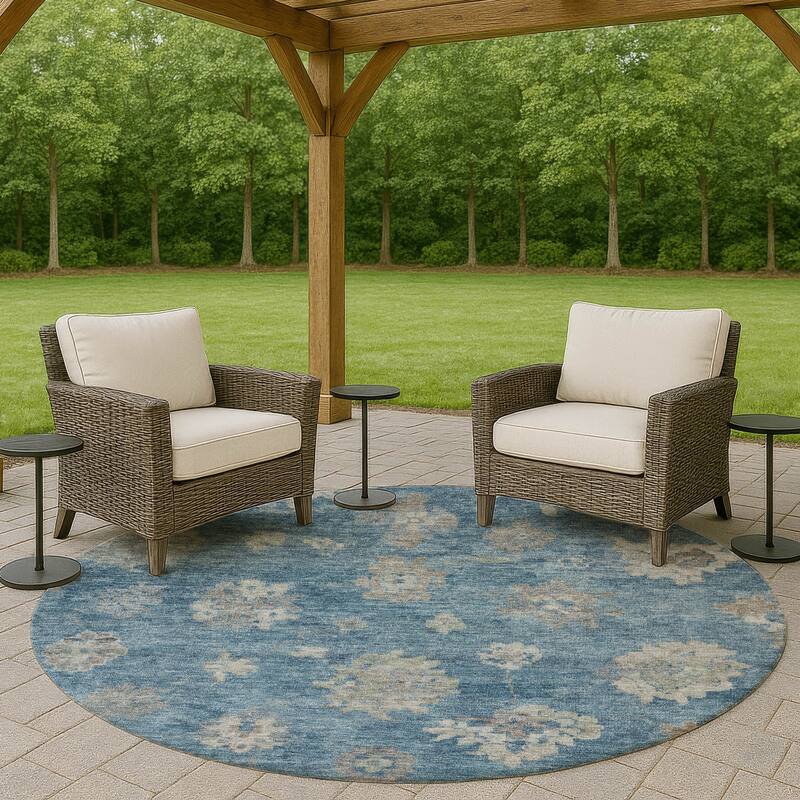 Machine Washable Indoor/ Outdoor Casual Traditional Chantille Rug - Denim - 8' x 8'