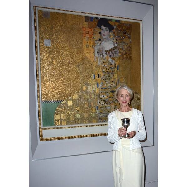 Shop Helen Mirren At Arrivals For Helen Mirren Honored By The