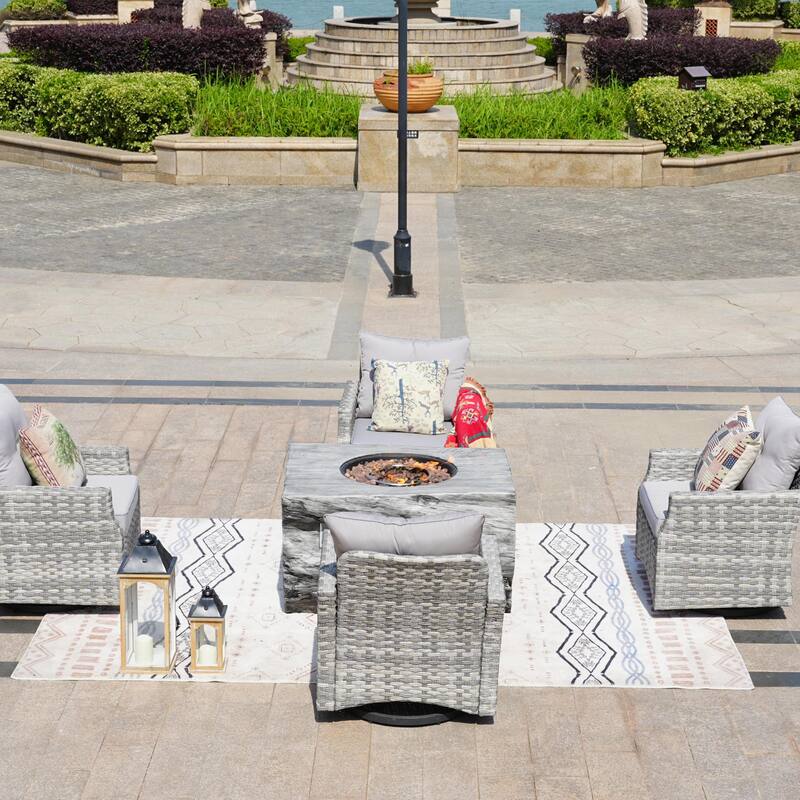 5-Piece Outdoor Wicker Patio Dining Set with 4 Chairs