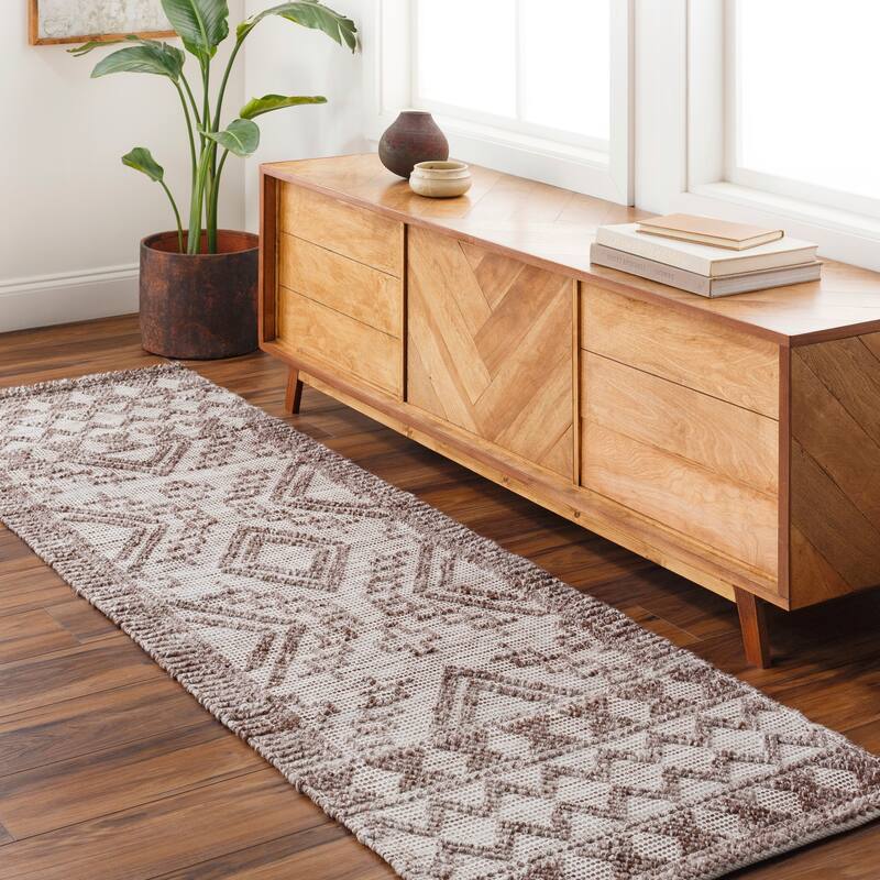 Mainholme Handmade Performance Outdoor Safe Area Rug - 2'6" x 8' - Brown