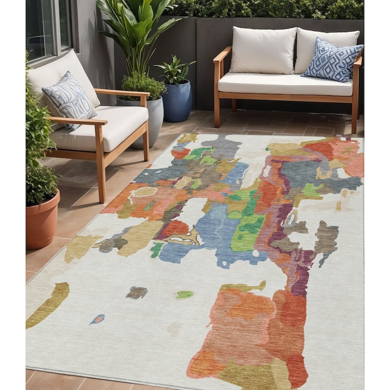 HomeRoots Abstract Transitional Rectangle Outdoor Rug - 5' X 8'