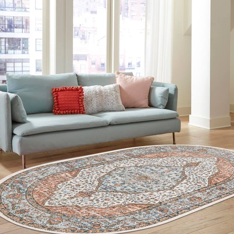 Traditional Jeopok Collection Area Rug