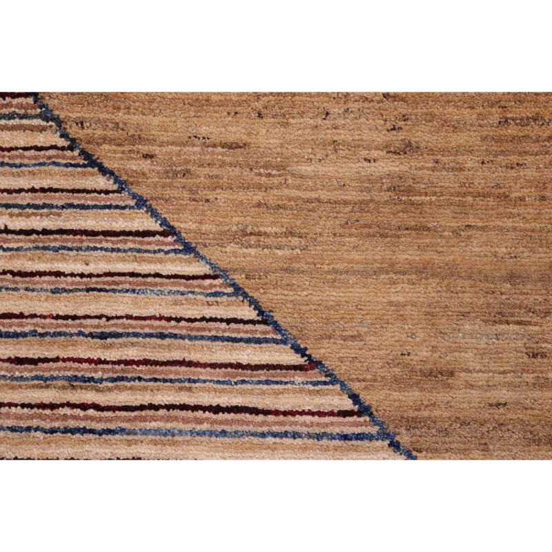 Chic hourglass Echo Gabbeh Hand Knotted Wool Area Rug