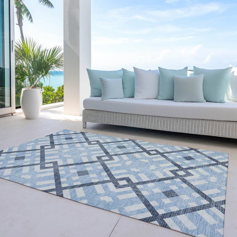 Machine Washable Indoor/ Outdoor Chantille Contemporary Trellis Rug