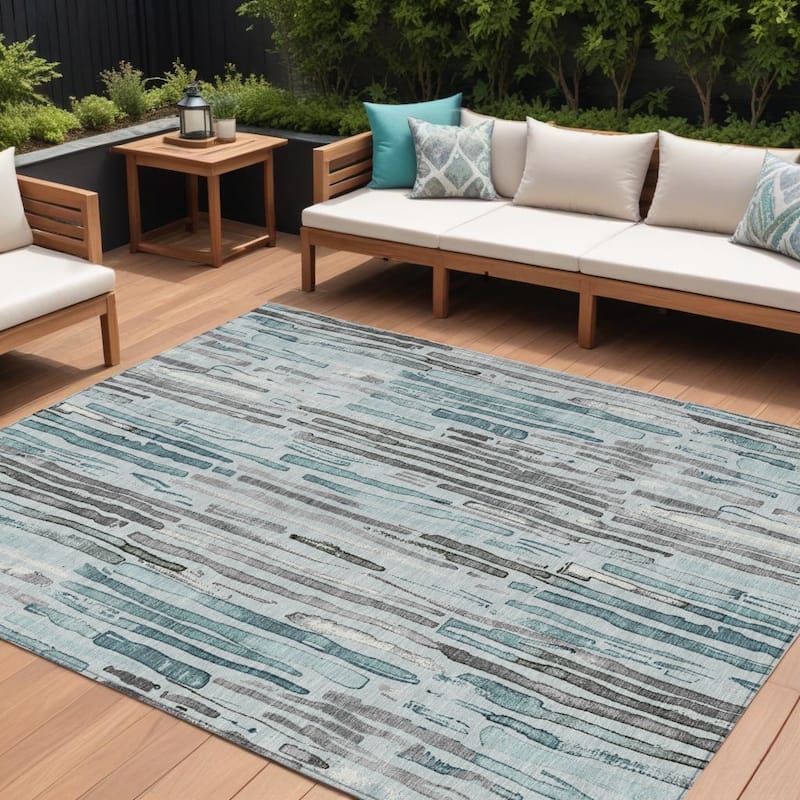 HomeRoots Striped Modern Rectangle Outdoor Rug - 10' X 14'