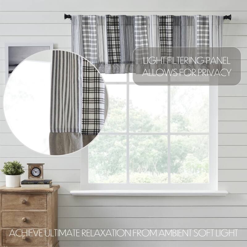 Sawyer Mill Black Patchwork Valance 19x90 - M