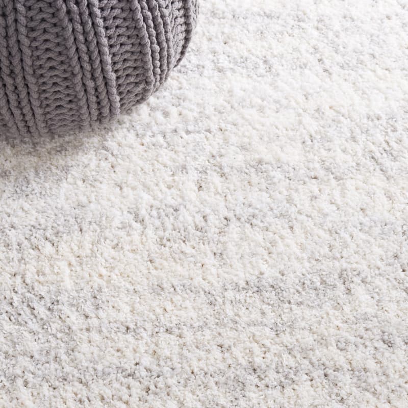SAFAVIEH Berber Shag Rafaele 1.25-inch Thick Rug