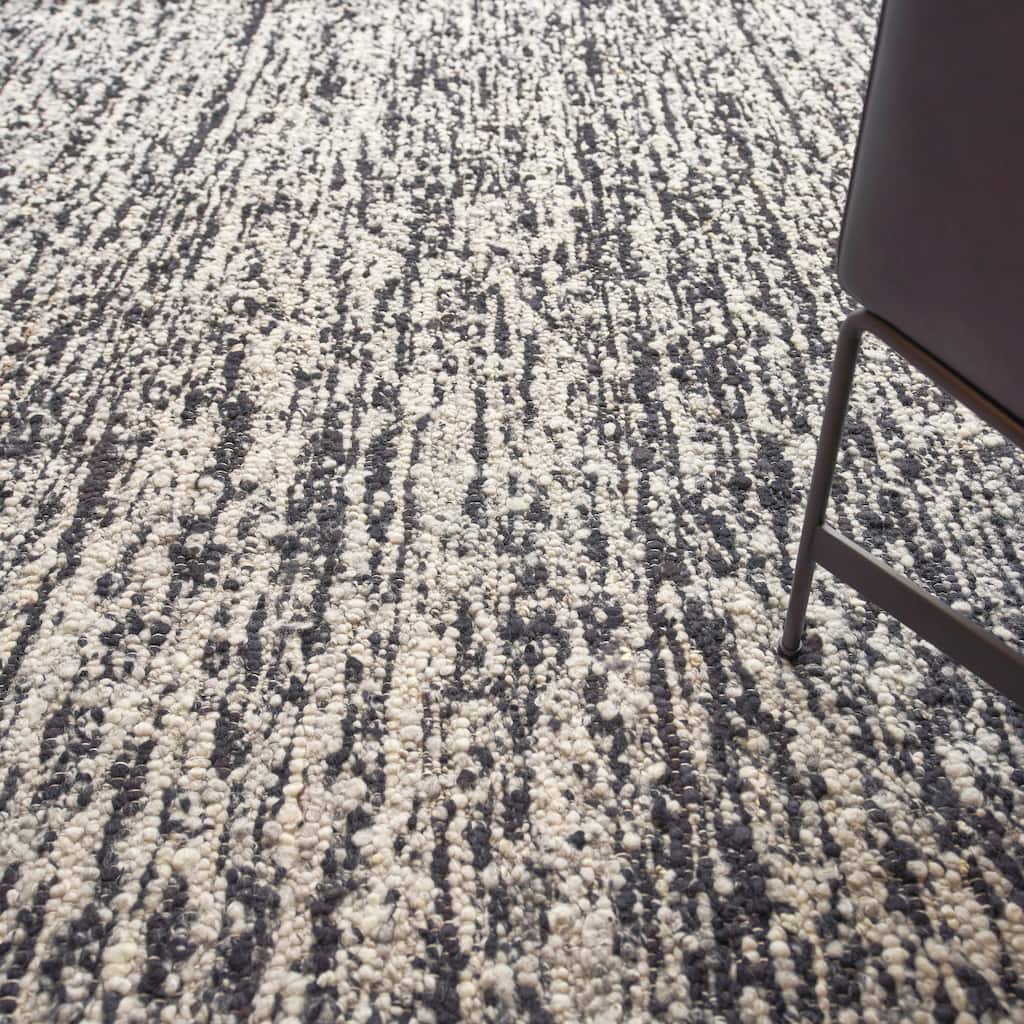 EXQUISITE RUGS Tocayo Flatweave New Zealand Wool Black Area Rug.