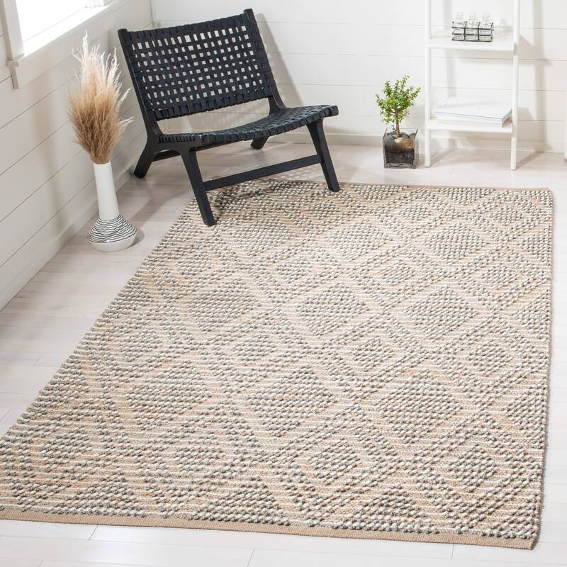 SAFAVIEH Handmade Natura Inna Diamond Jute & Wool Rug - 8' x 10' - Natural/Grey