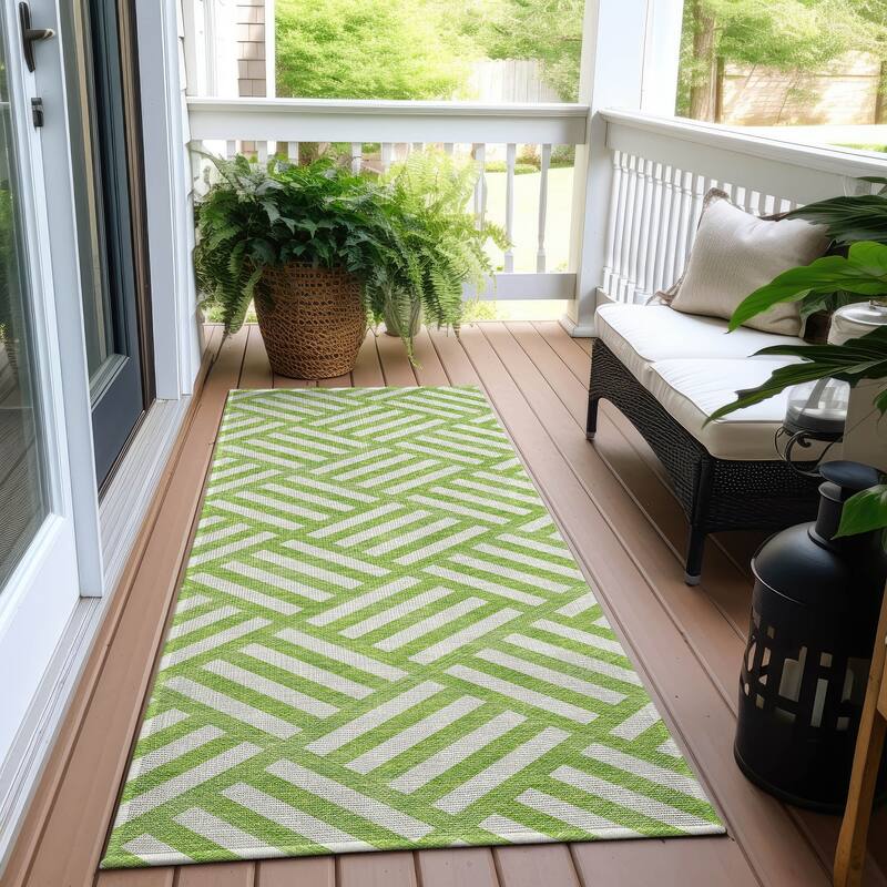Machine Washable Indoor/ Outdoor Chantille Contemporary Geo Rug
