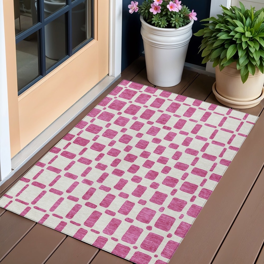 HomeRoots Geometric Transitional Rectangle Outdoor Rug