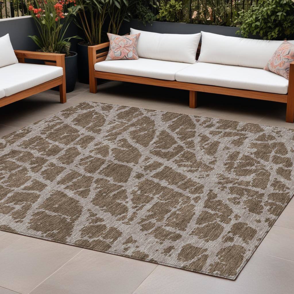 Varo Unique Abstract Weather Resistant Blended Style Outdoor Rug