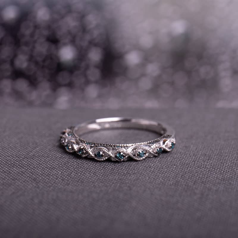 Miadora 10k White Gold 1/6ct TDW Blue Diamond Vintage Filigree Wedding Band