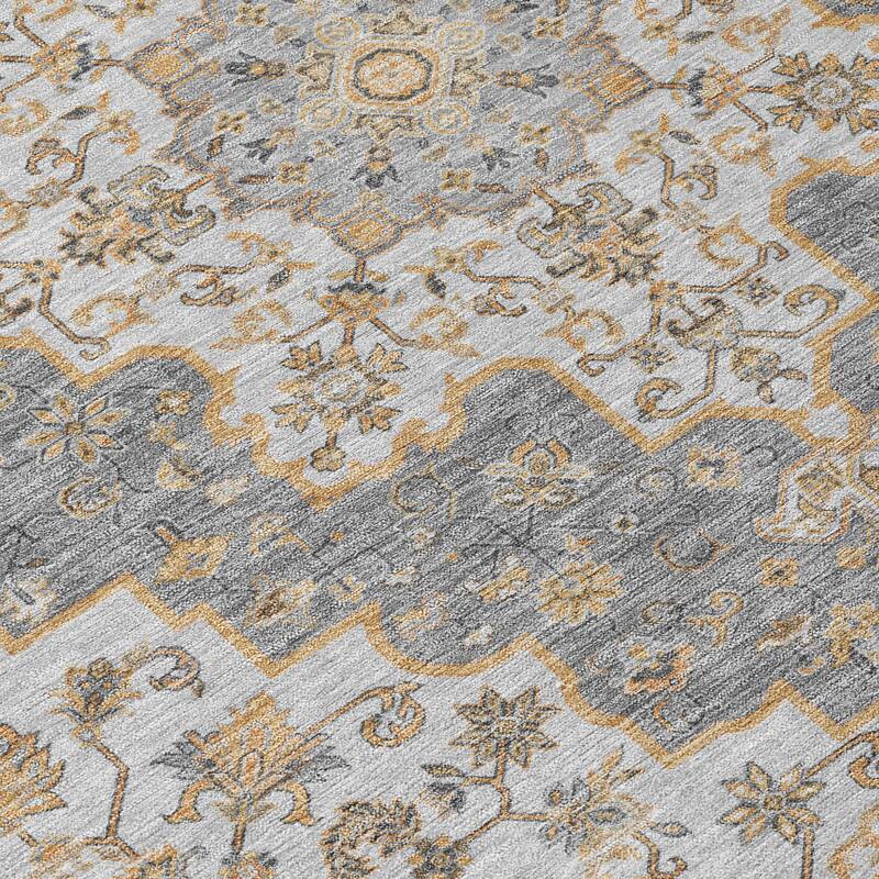 Machine Washable Indoor/ Outdoor Traditional Karachy Chantille Rug