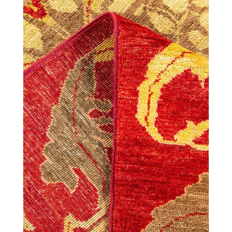 Overton Hand Knotted Wool Vintage Inspired Modern Contemporary Arts & Crafts Green Area Rug - 4' 10" x 8' 3"