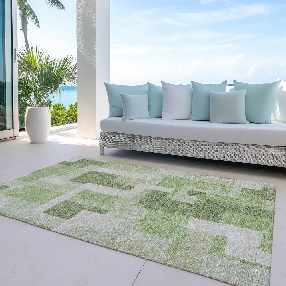 Machine Washable Indoor/ Outdoor Contempoary Blocks Chantille Rug